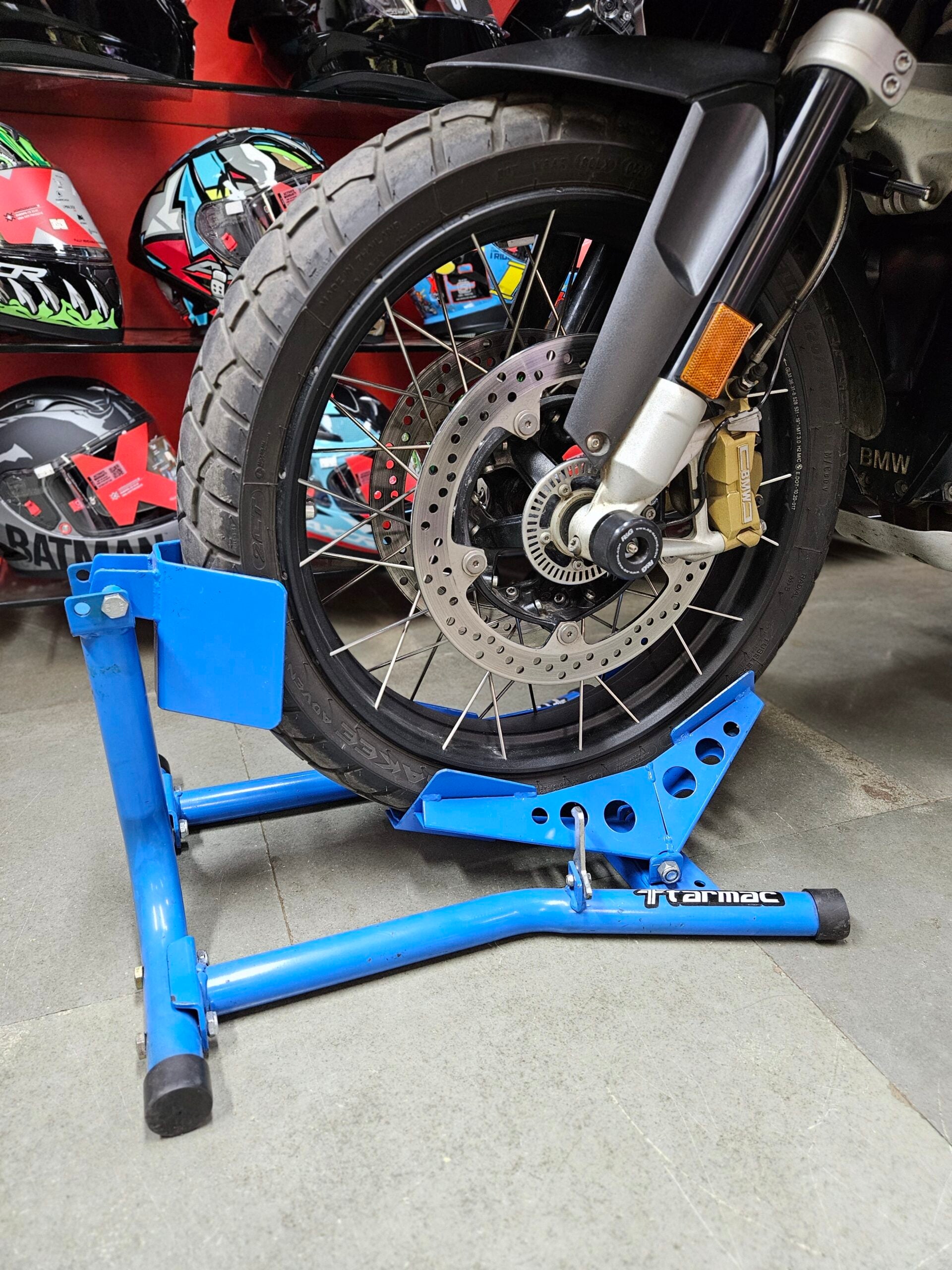 acco.M Tarmac Front Wheel Chock – Bachoo Motor & Cycle Company