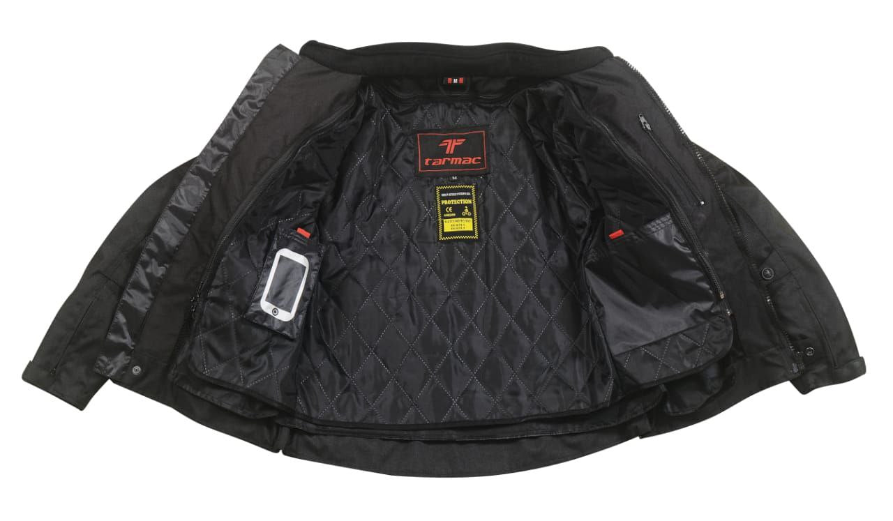 Tarmac One III black_6